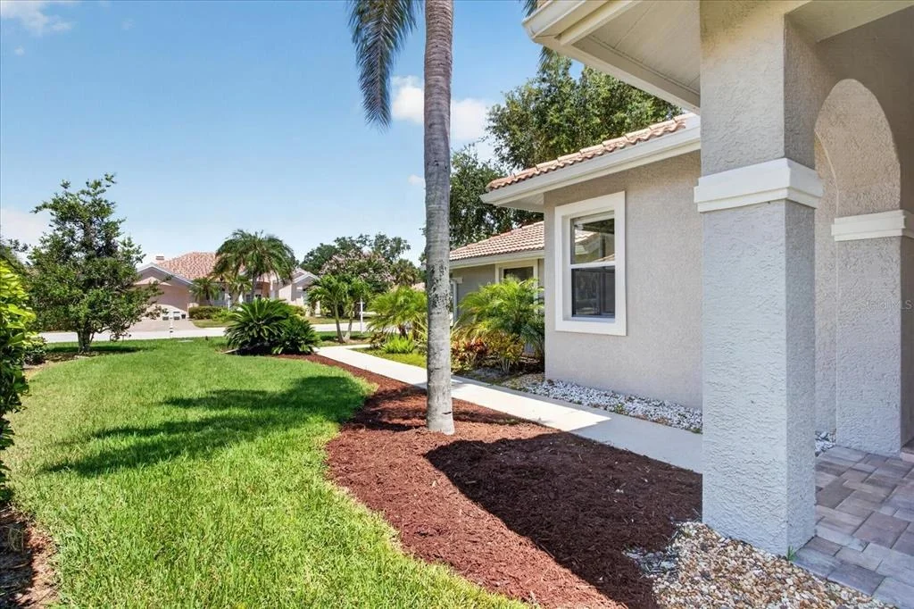 Photo of 6726 HICKORY HAMMOCK CIRCLE
