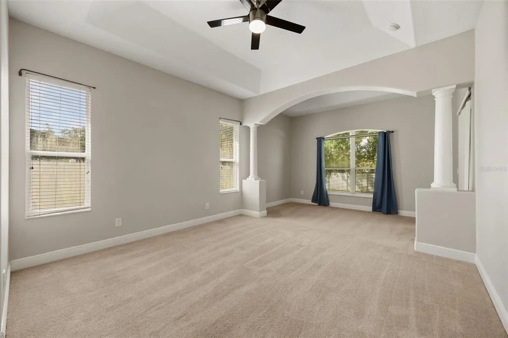 Photo of 6190 HEDGESPARROWS LANE