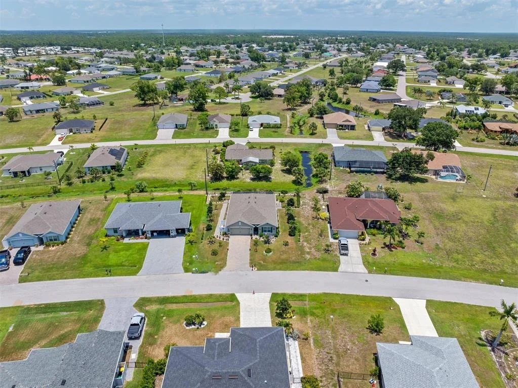 Photo of 25266 ESTRADA CIRCLE