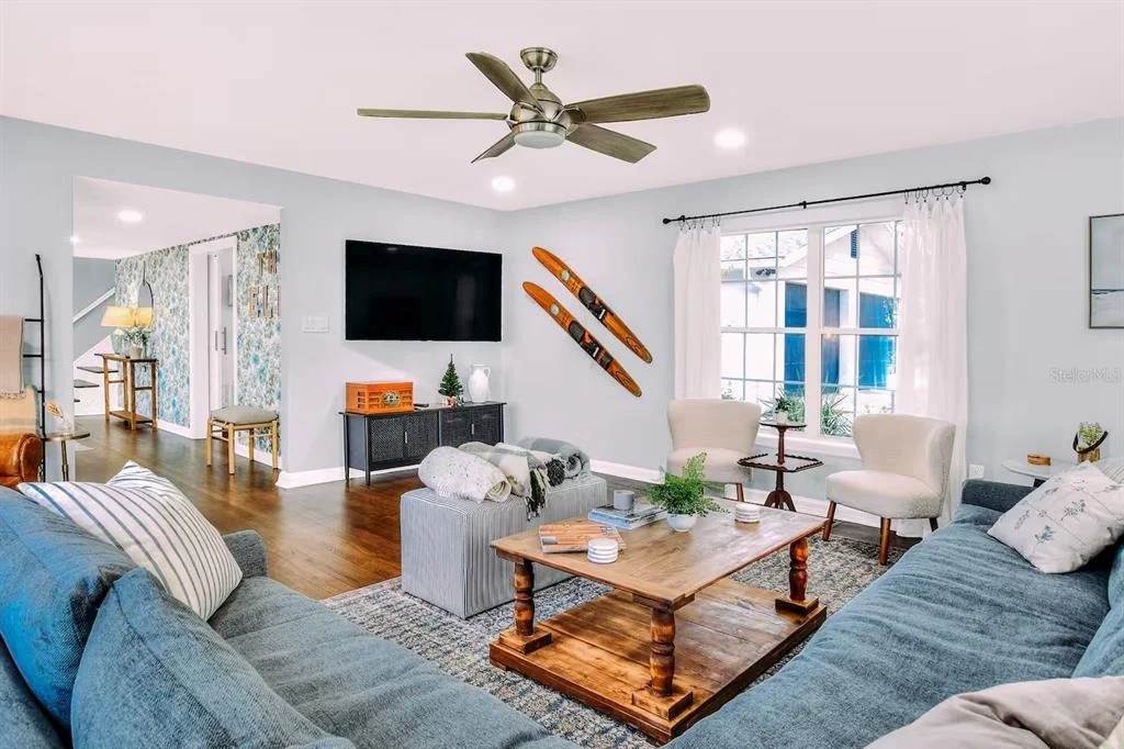 Photo of 1302 LAKE ELBERT DR SE