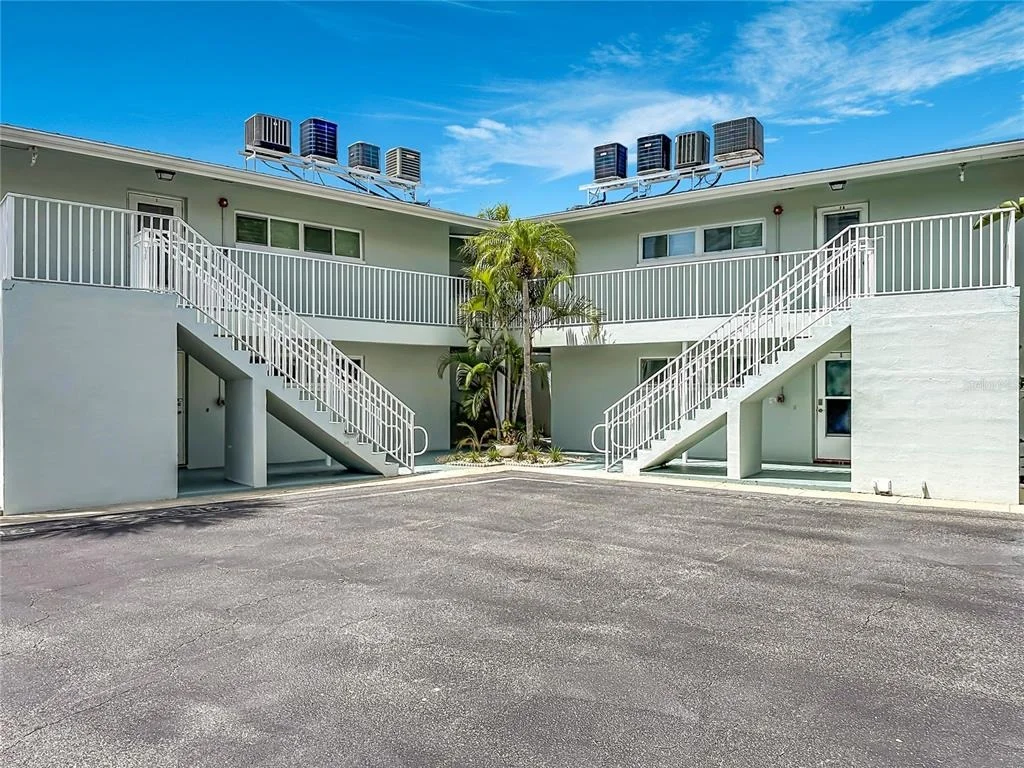Photo of Unit 3 at 2570 GARY CIRCLE