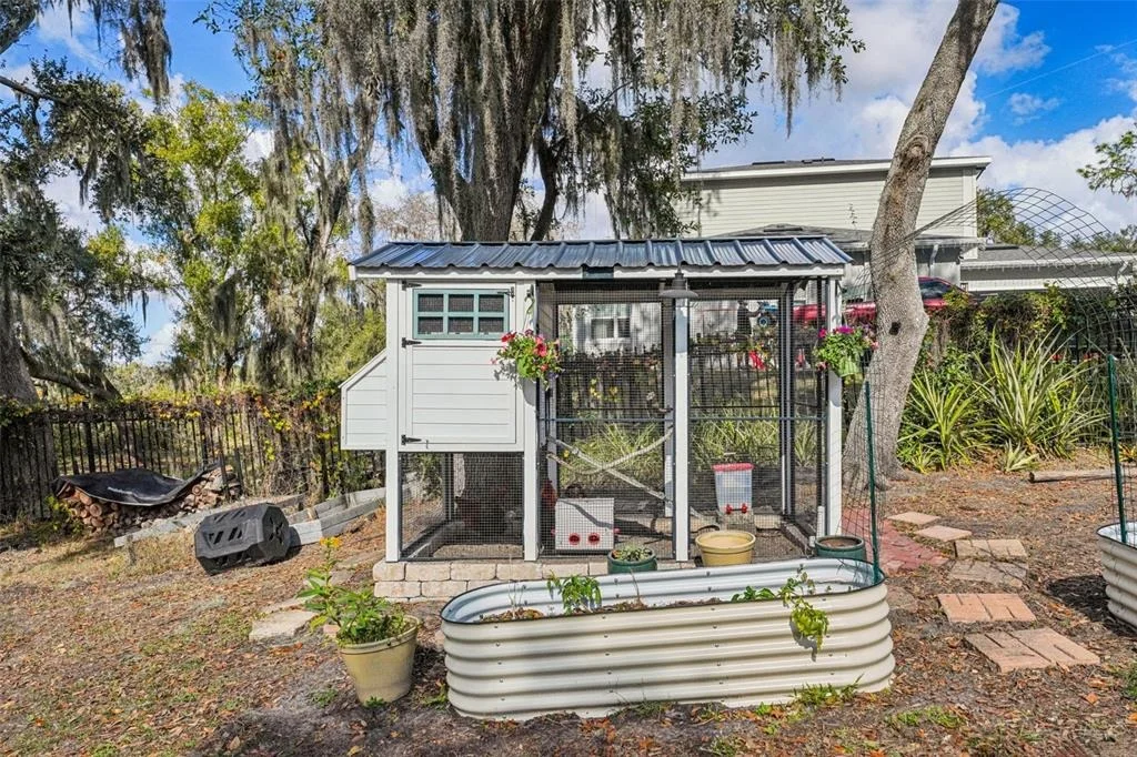 Photo of 11325 HIDDEN VALLEY LANE