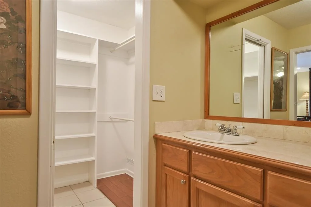 Photo of 4243 SE 8TH STREET