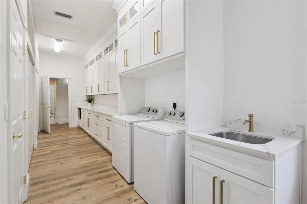 Photo of 6943 SE 12TH CIRCLE