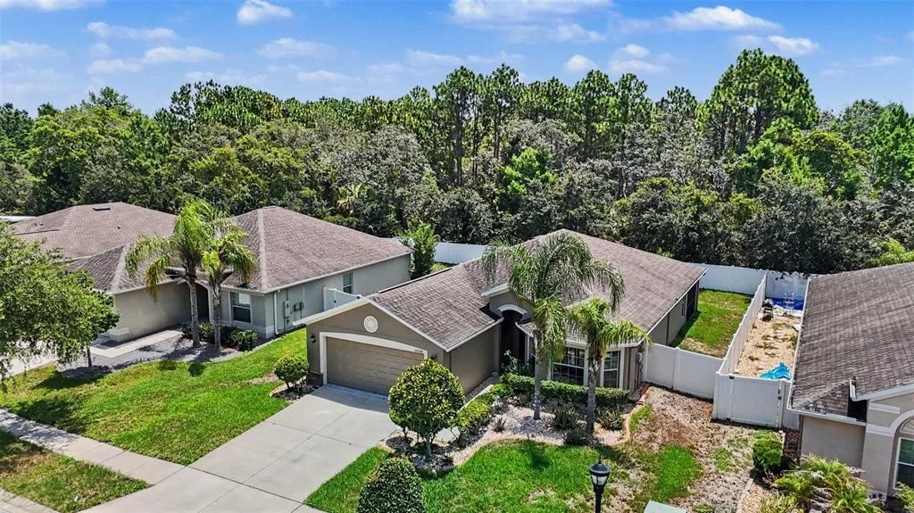 Photo of 10048 IVES LOOP