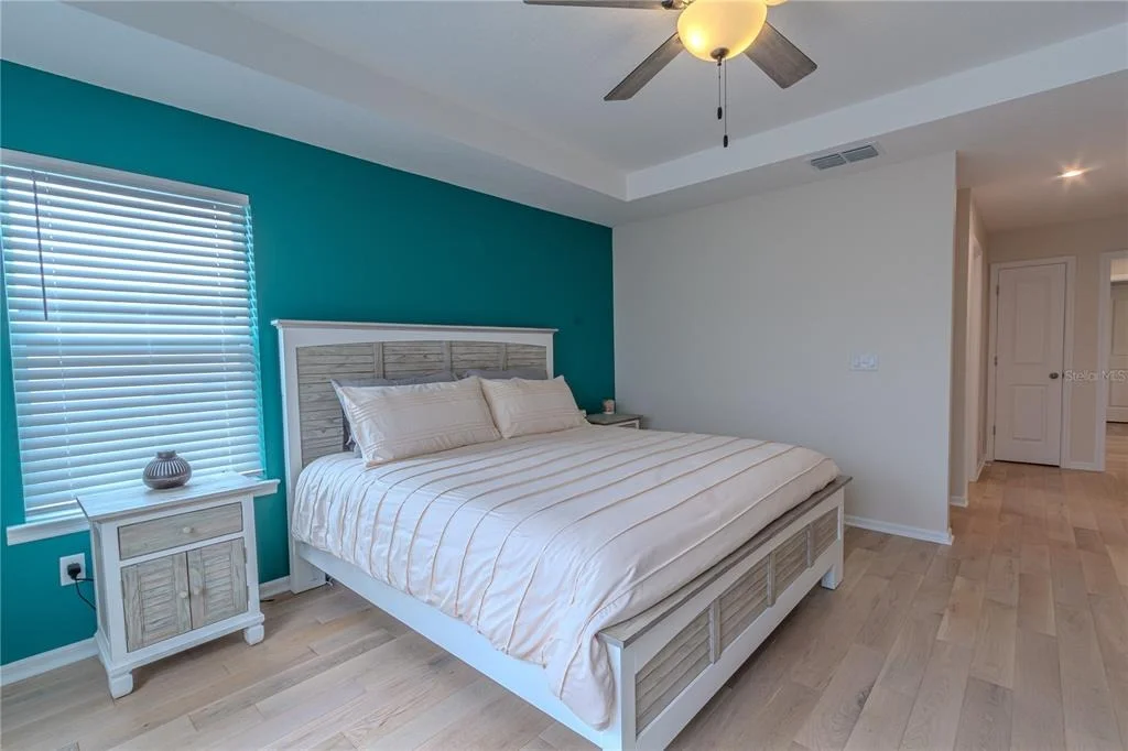 Photo of 1261 LONE PALM WAY