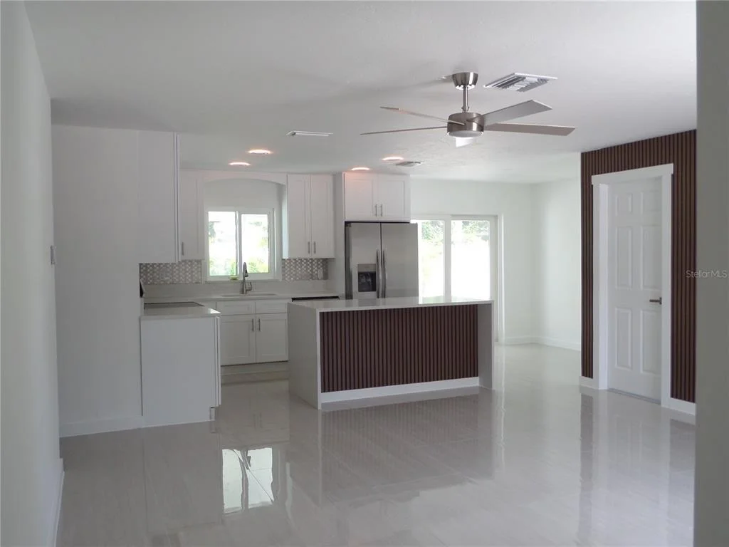 Photo of 4925 SILK OAK DRIVE