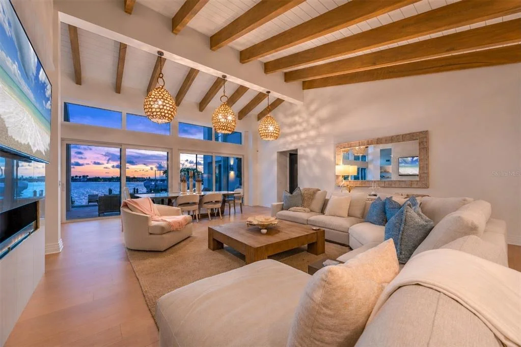 Photo of 216 BIRD KEY DRIVE