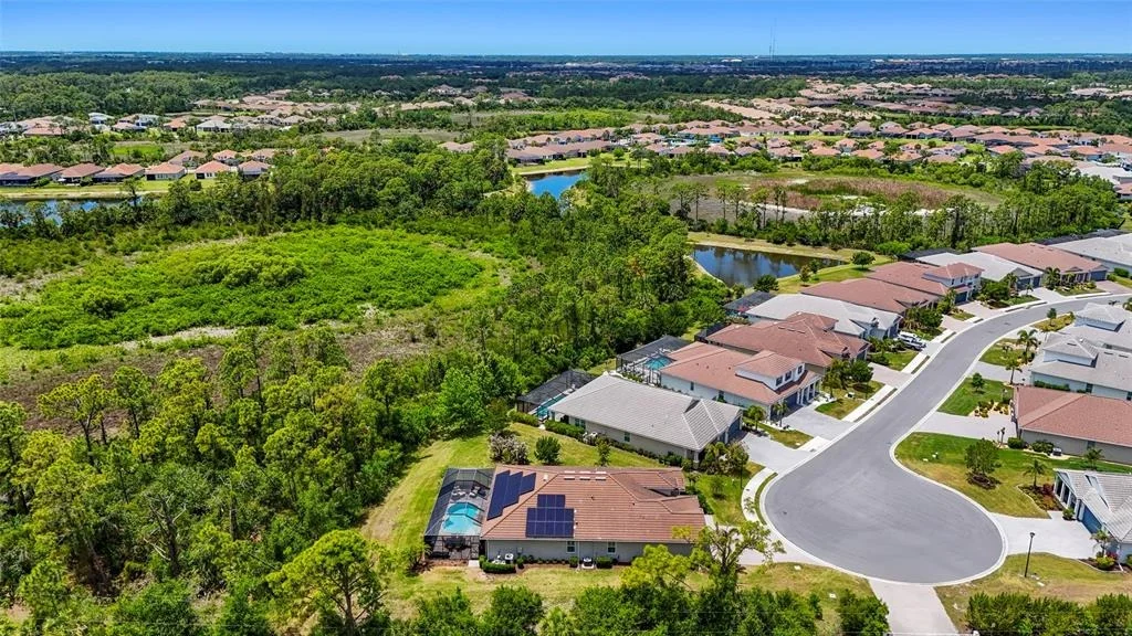 Photo of 617 MISTIFLOWER CIRCLE