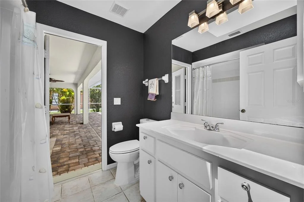 Photo of 86 SANTAREM CIRCLE