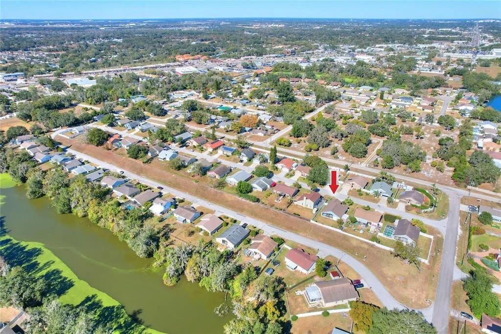 Photo of 412 EMERALD COVE LOOP