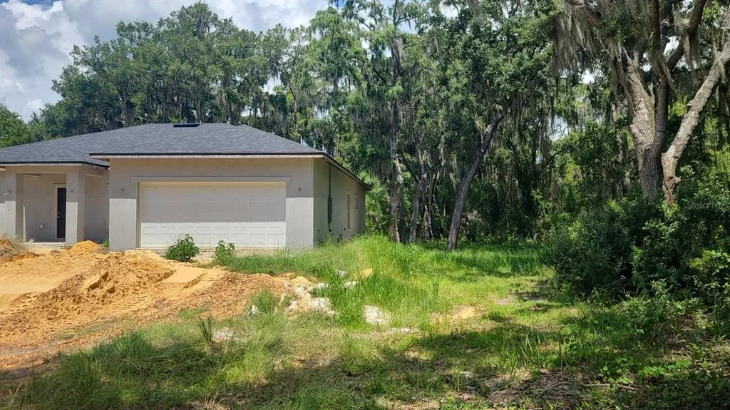 Photo of 628 LIN ROAD