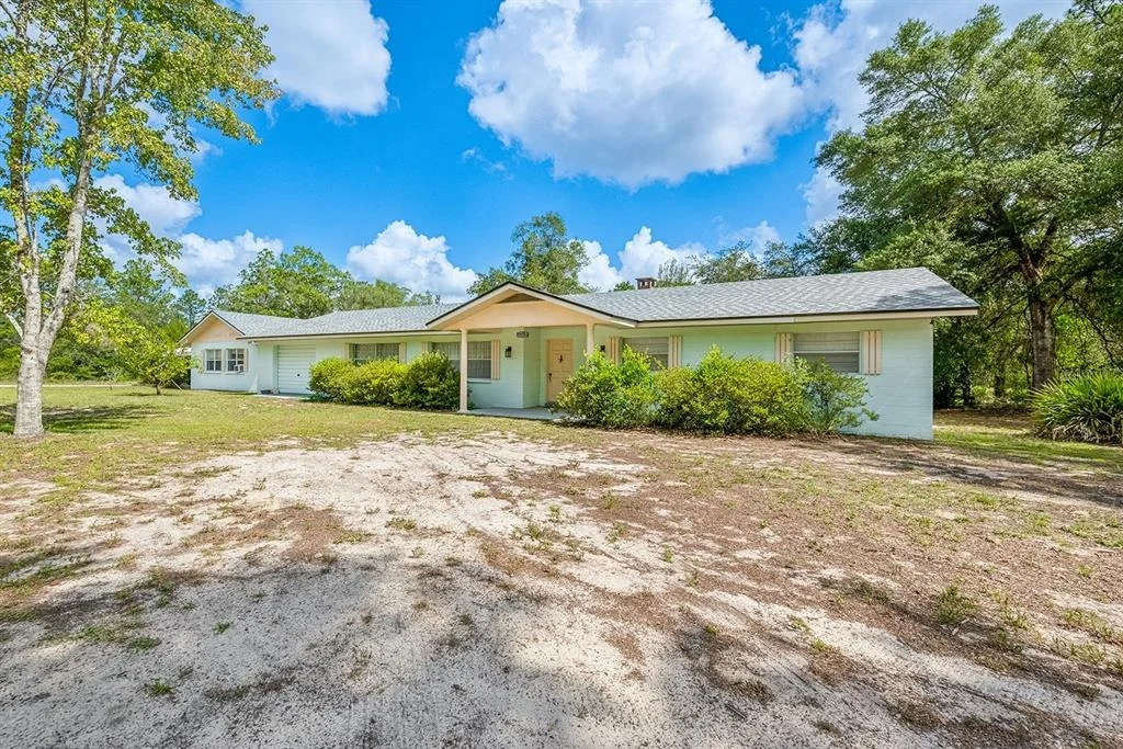 Photo of 6267 CLANCE ROAD