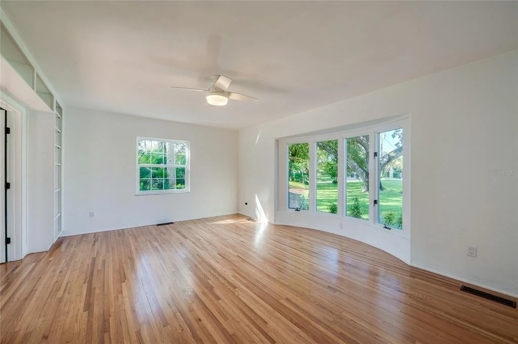Photo of 835 JOHN ANDERSON DRIVE