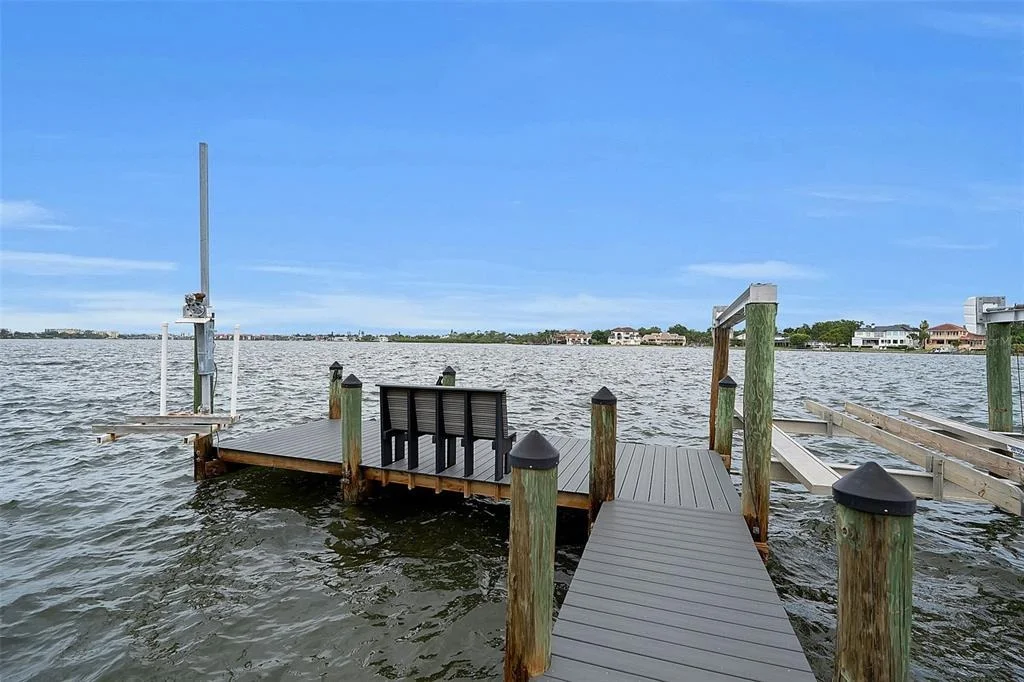 Photo of 1541 CARIBBEAN DRIVE