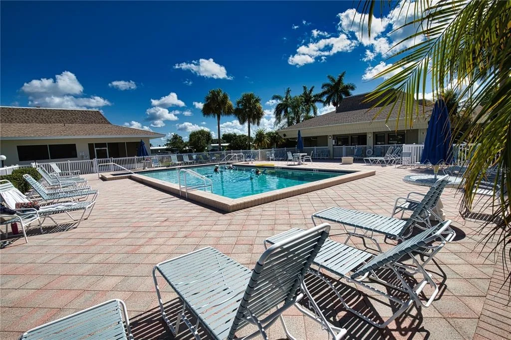 Photo of 418 VIVAR