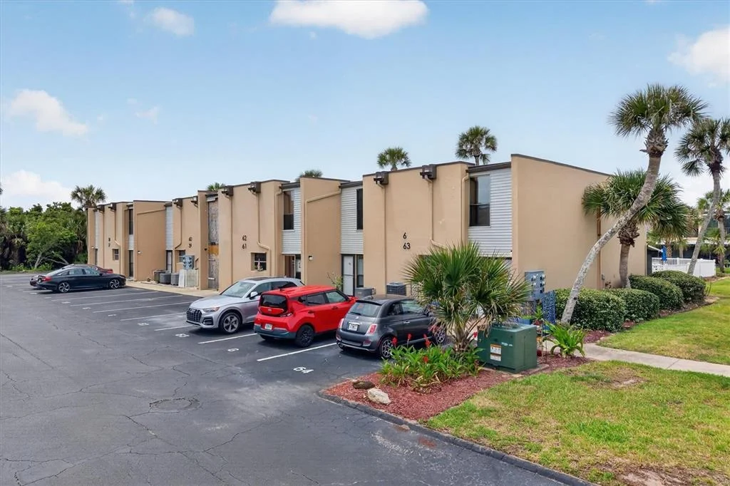 Photo of Unit UT63 at 5500 OCEAN SHORE BOULEVARD
