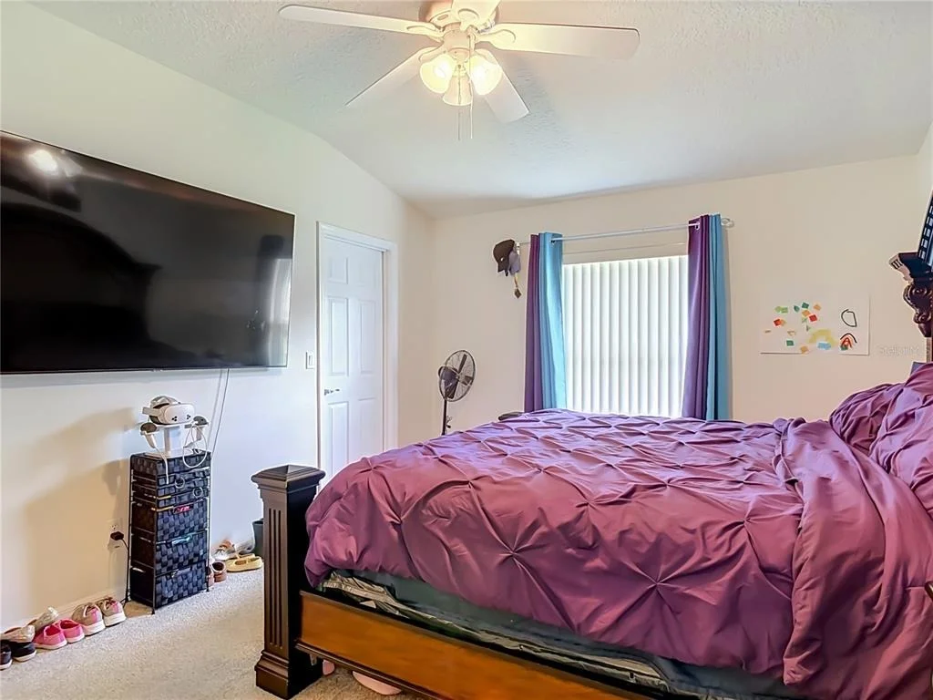 Photo of 8 BAINBRIDGE LANE
