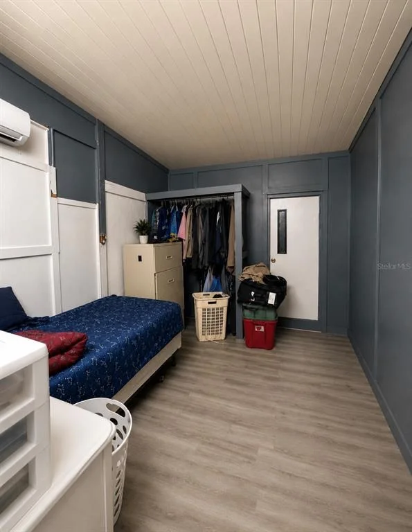 Photo of 15423 SANTA FE TRL