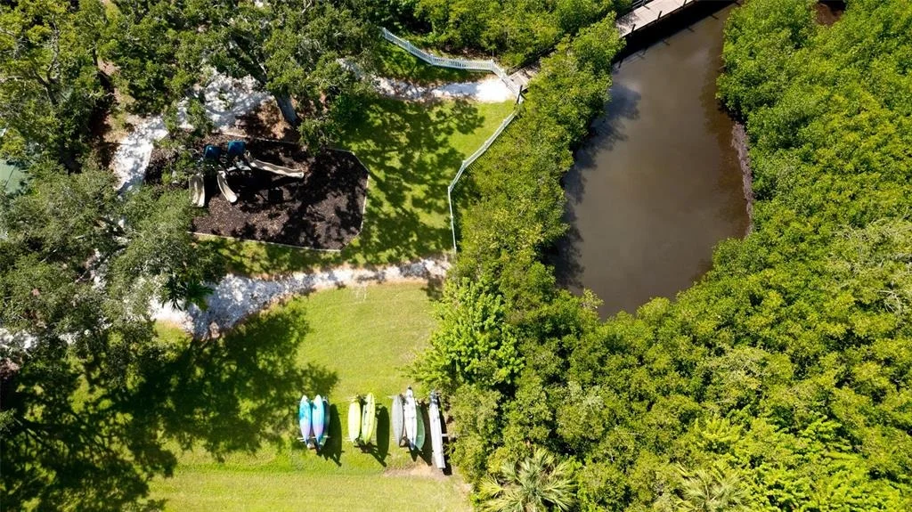 Photo of 540 MAST DRIVE