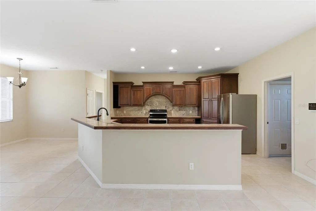 Photo of 6 TRANSON LANE