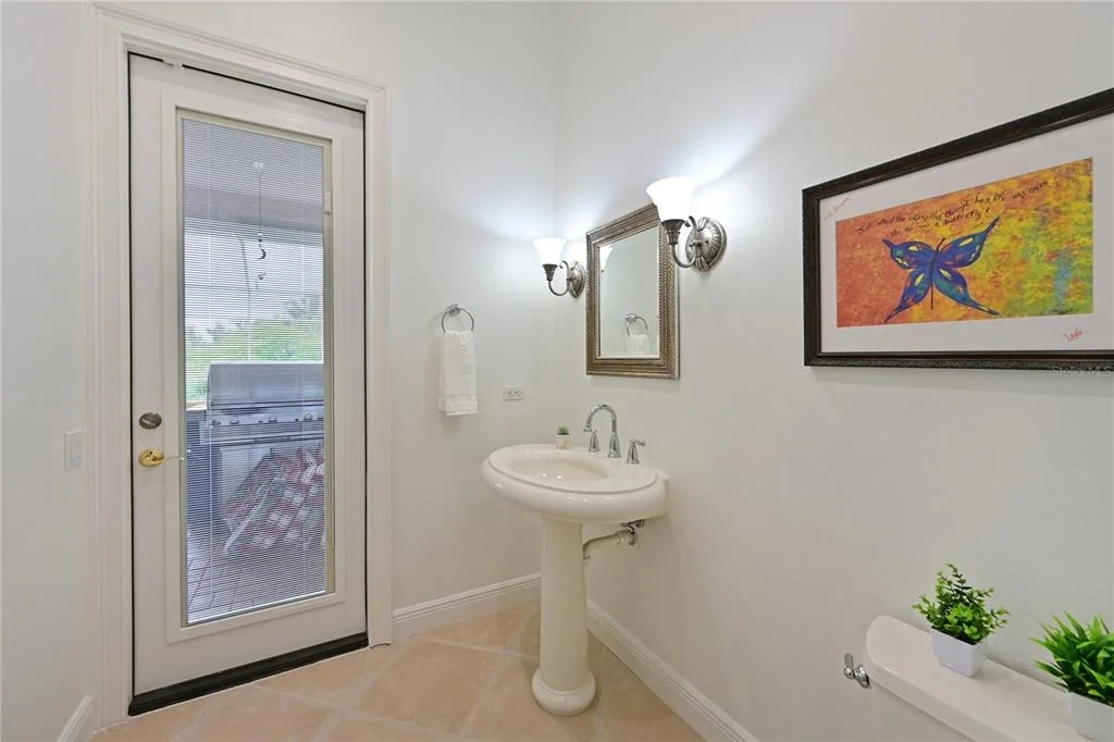 Photo of 11515 SAVANNAH LAKES DRIVE