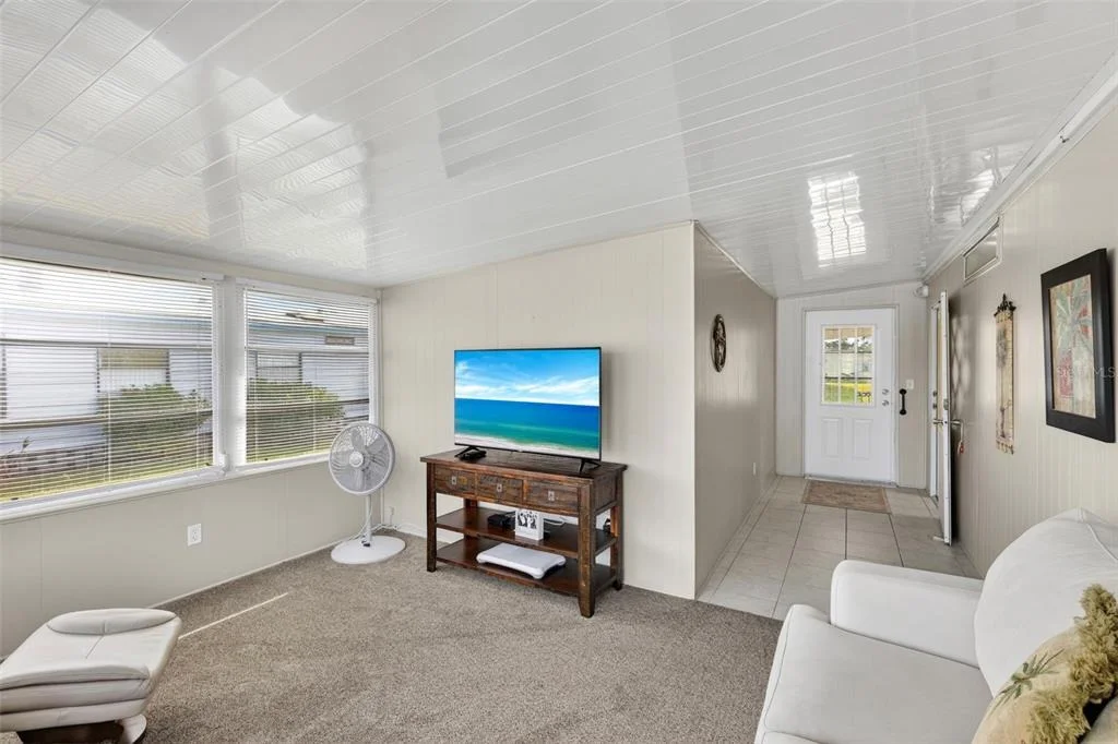 Photo of 512 LA PLAYA CIRCLE