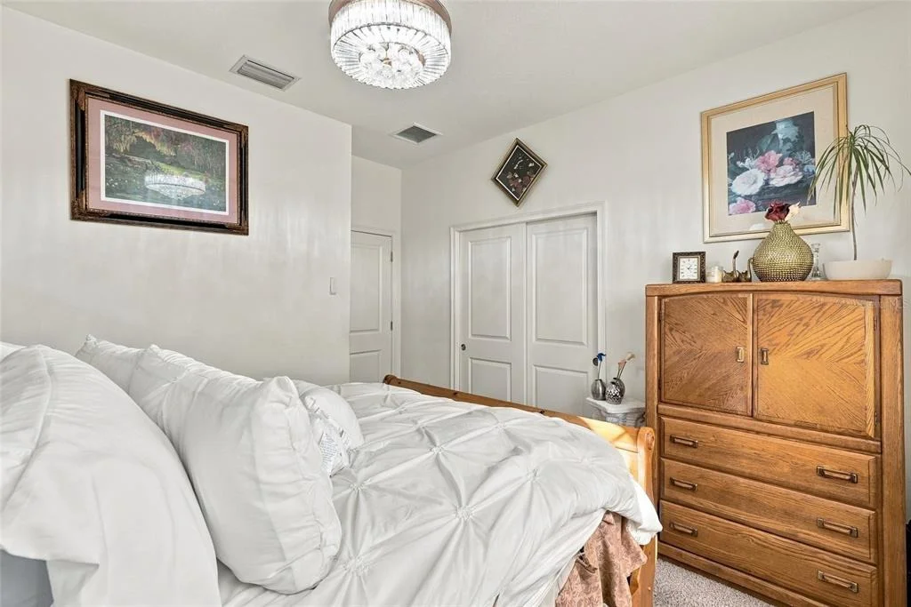Photo of 944 OLD WINDSOR WAY