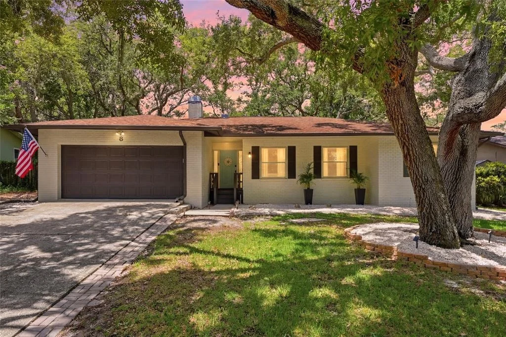 Photo of 8 CLEARVIEW DRIVE