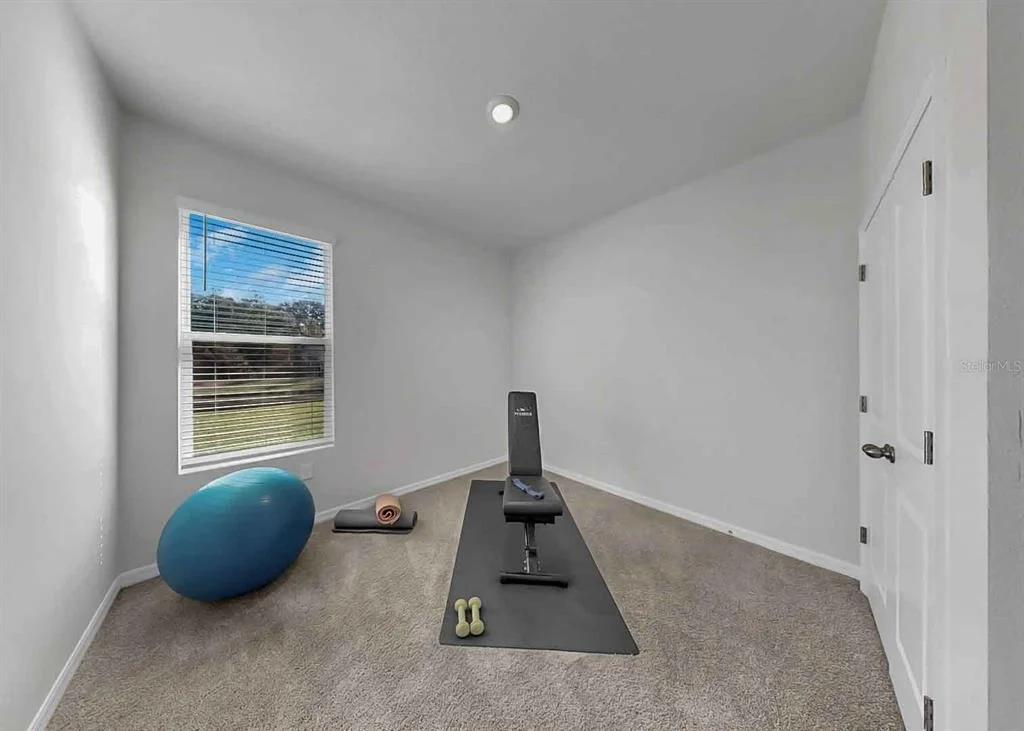 Photo of 16454 WOODSIDE GLEN