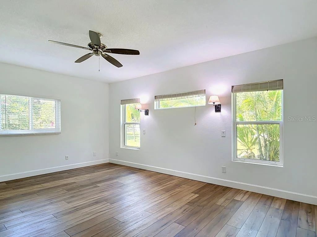 Photo of 1409 LAVILLA ROAD