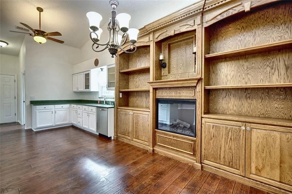 Photo of 25735 GLEN EAGLE DRIVE
