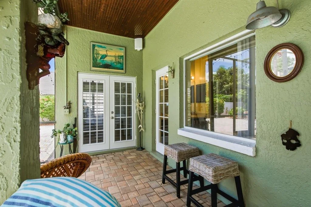 Photo of 141 OLD OAK CIRCLE