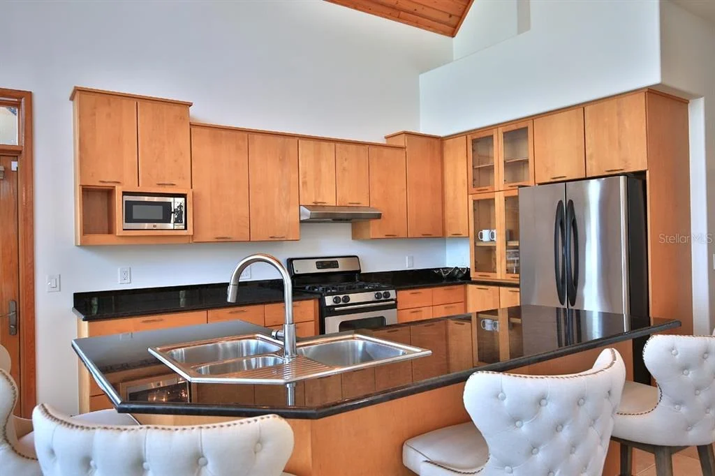 Photo of 11035 SE SUNSET HARBOR ROAD