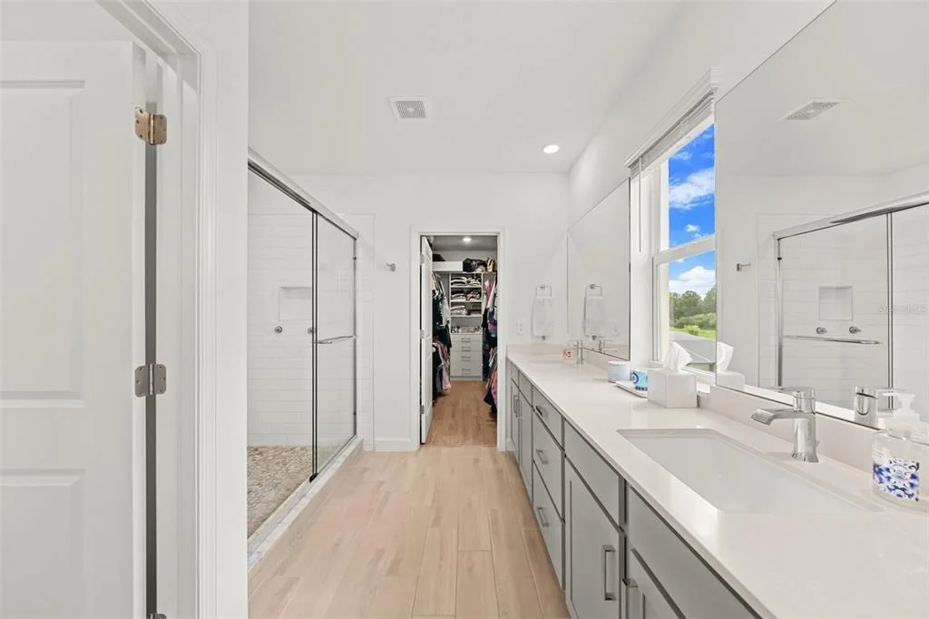 Photo of 660 VERIDIAN CIRCLE NW