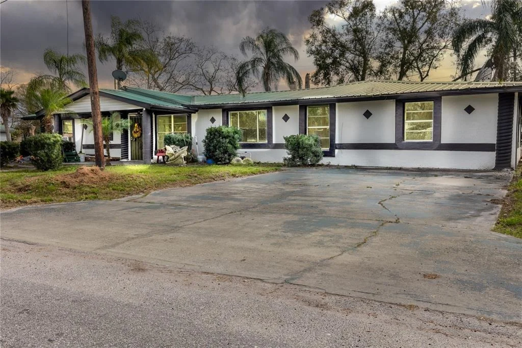Photo of 628 PETERSON STREET