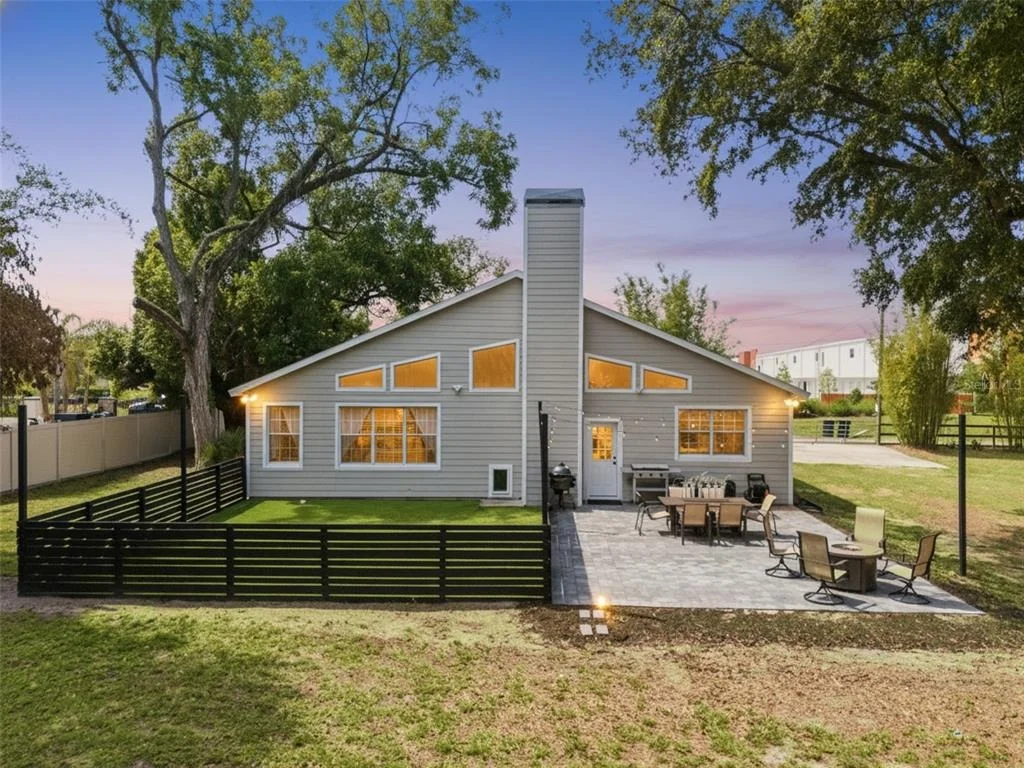 Photo of 1825 DEMASTUS LANE
