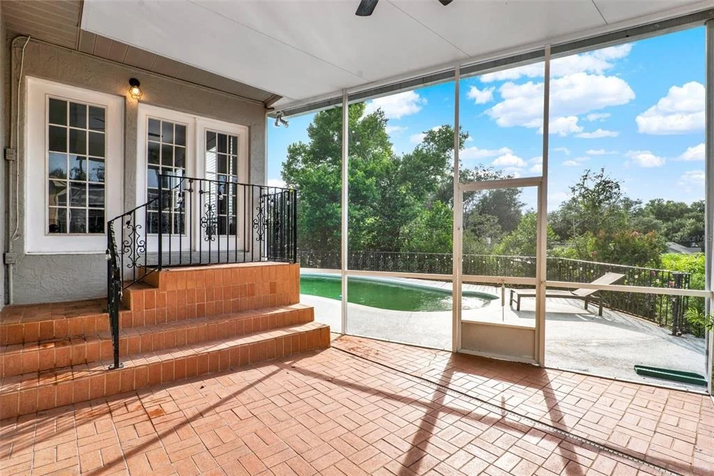 Photo of 341 PINE SHADOW LANE