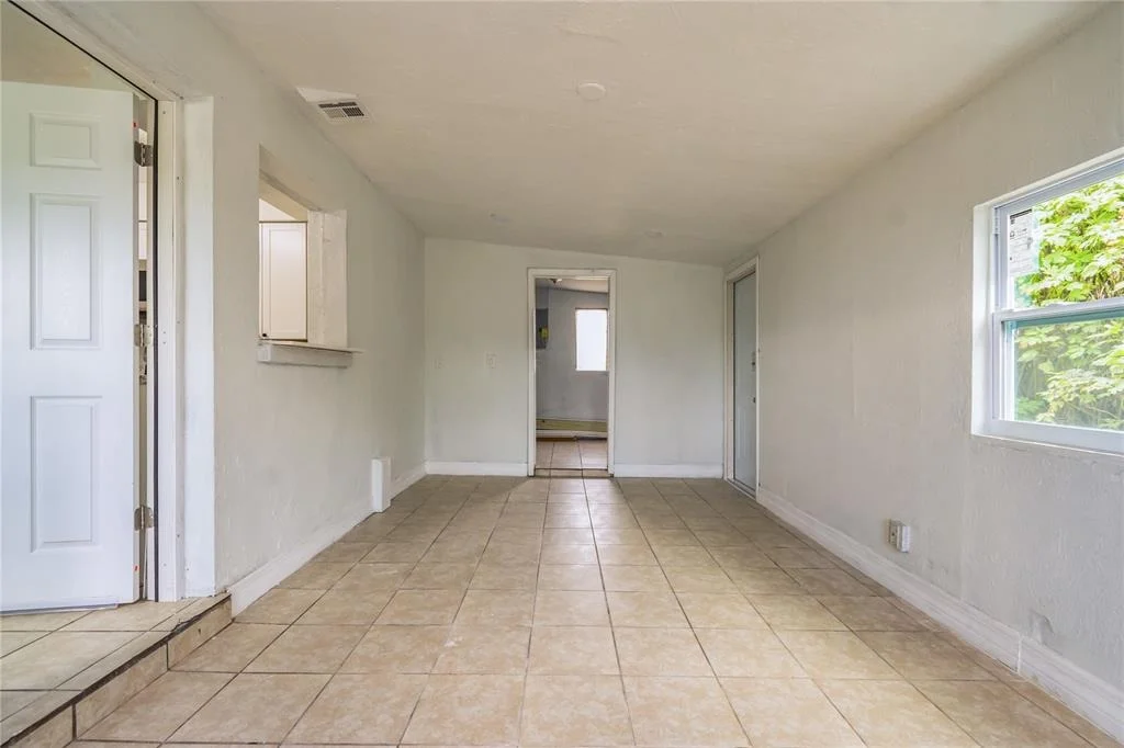 Photo of 3312 PLUMMER CIRCLE