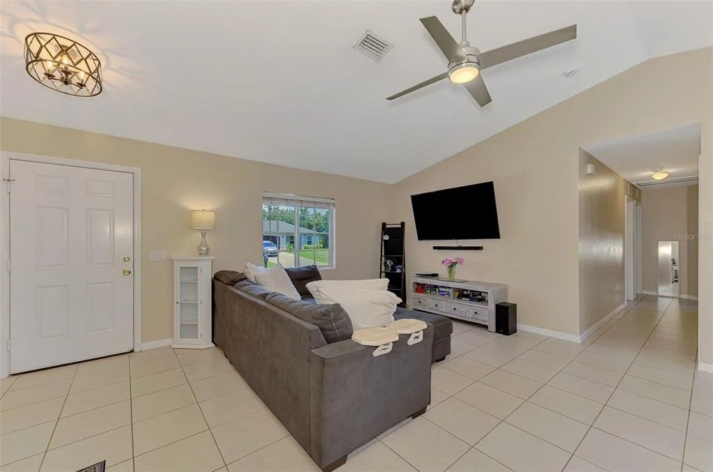 Photo of 4845 HADER ROAD