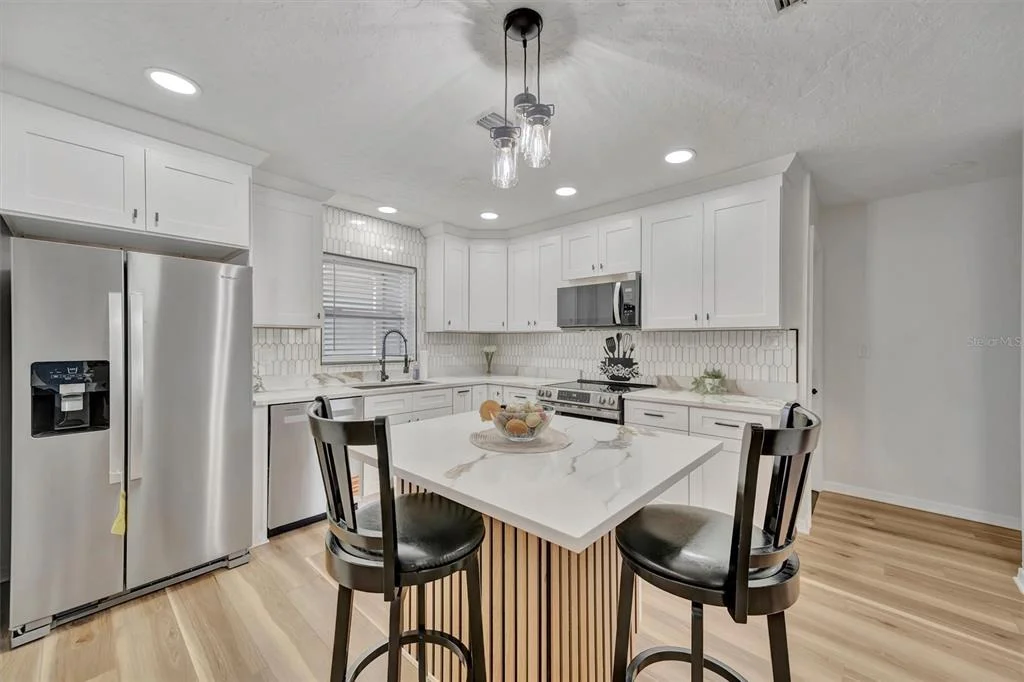 Photo of 6209 FLAMINGO DRIVE