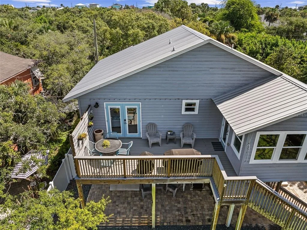 Photo of 1843 OAK PLACE