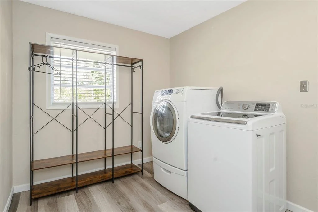 Photo of 7246 SEALAWN DRIVE