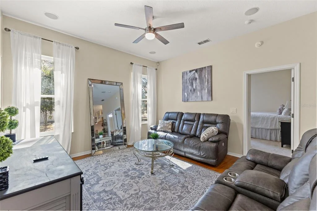 Photo of 14071 LINDEN DRIVE