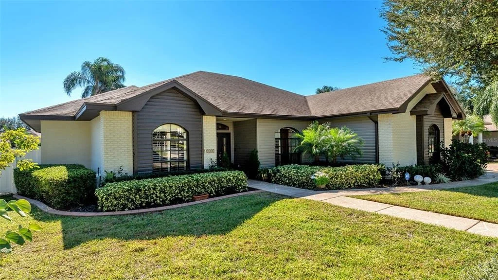 Photo of 2104 LONGLEAF CIRCLE