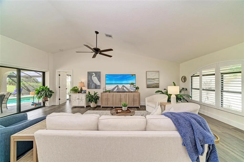 Photo of 425 MONACO DRIVE