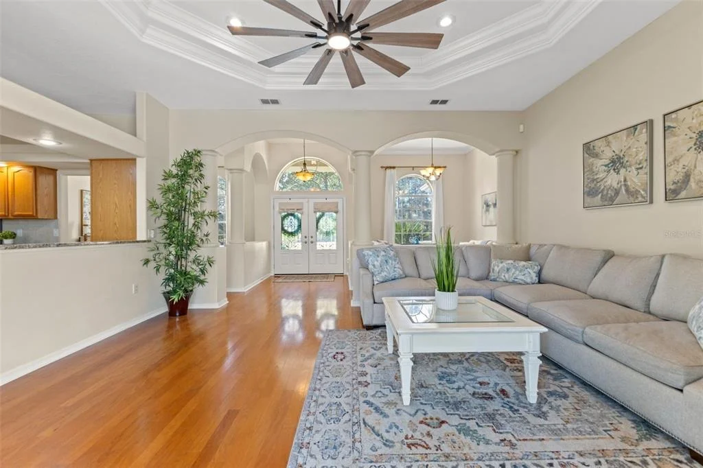 Photo of 14071 LINDEN DRIVE
