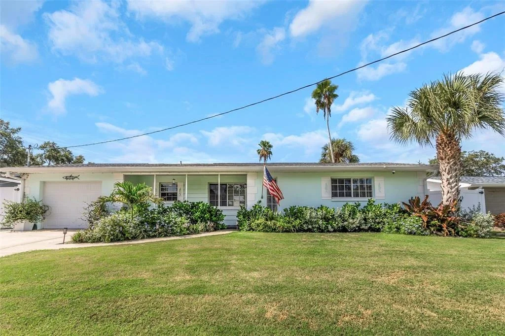 Photo of 1071 SUEMAR ROAD