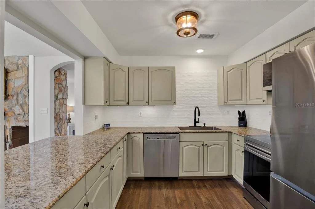 Photo of 7295 HUBERT STREET