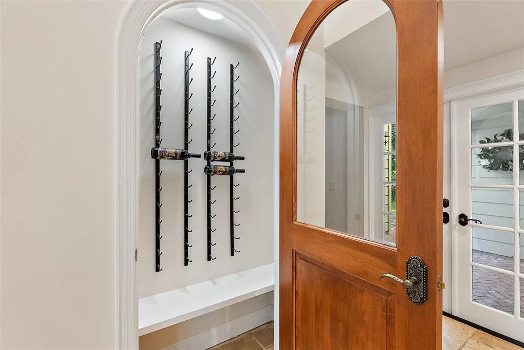 Photo of 2371 LANDINGS CIRCLE